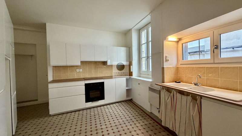 Appartement - 153 m² - 5 pièces