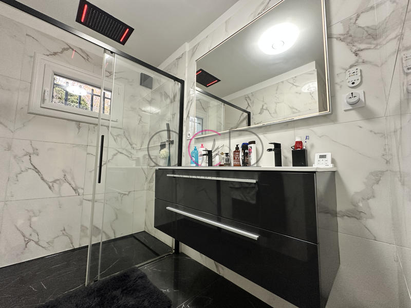 Villa - 115 m² - 5 pièces