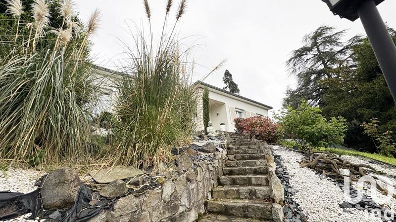 Maison - 191 m² - 6 pièces