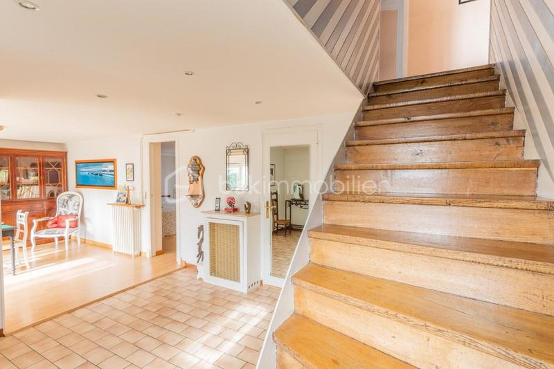 Maison - 147 m² - 5 pièces