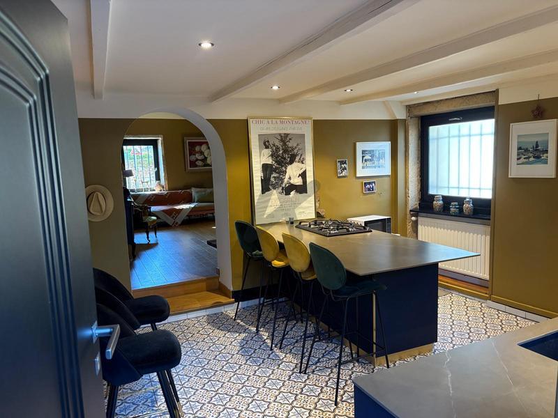 Maison - 158 m² - 7 pièces