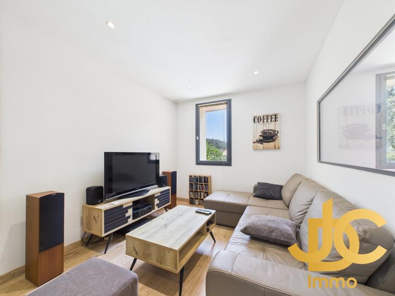 Maison - 194 m² - 7 pièces