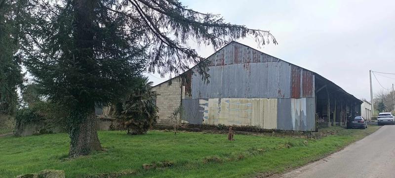 Hangar - 325 m² - 2 pièces