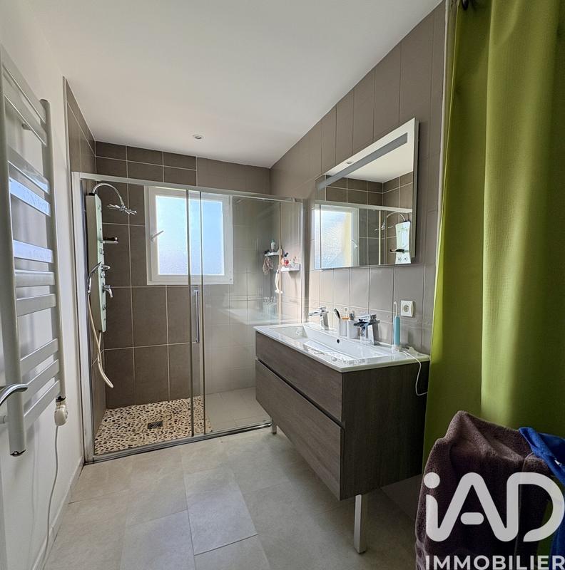 Maison - 92 m² - 4 pièces