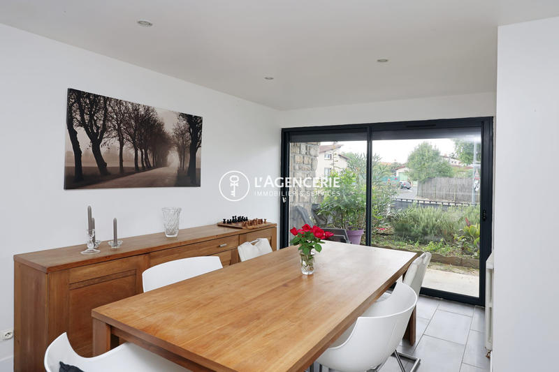 Maison - 150 m² - 5 pièces