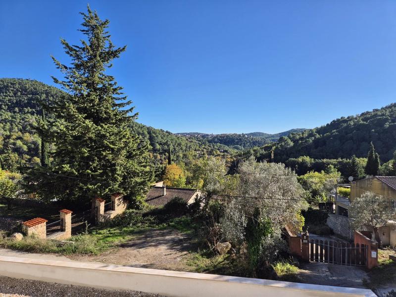 Maison - 210 m² - 4 pièces