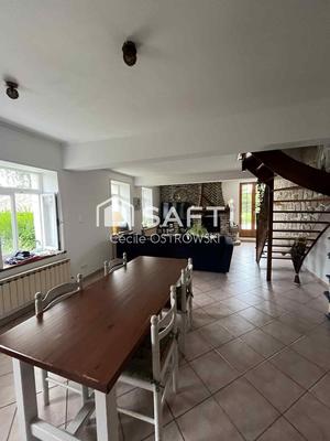 Maison - 120 m² - 5 pièces