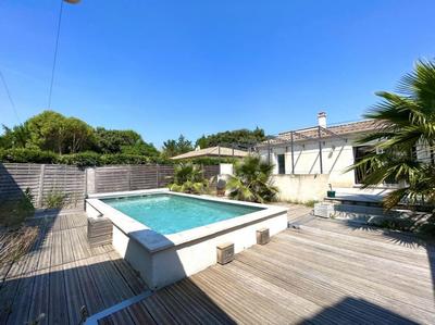 Villa - 140 m² - 5 pièces