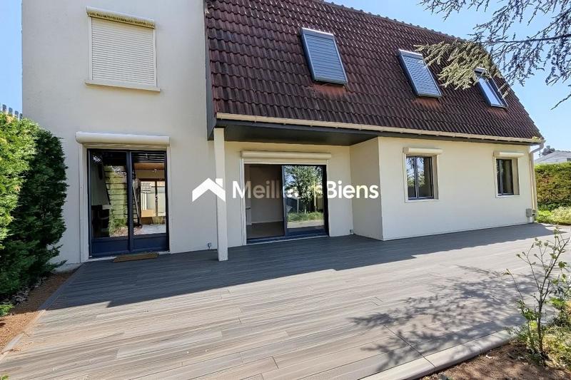 Maison - 161 m² - 5 pièces