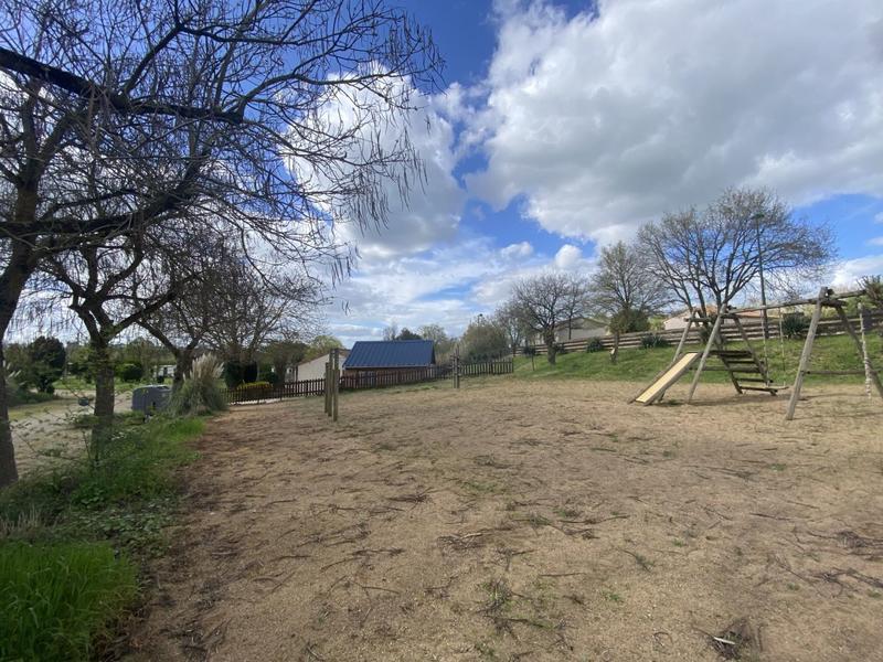 Terrain - 34 073 m²