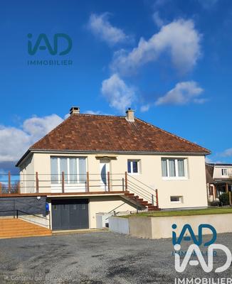 Maison - 98 m² - 4 pièces