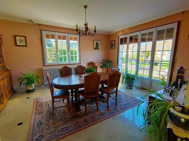 Maison - 162 m² - 7 pièces