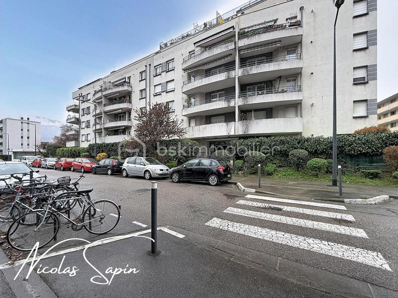 Appartement - 64 m² - 3 pièces