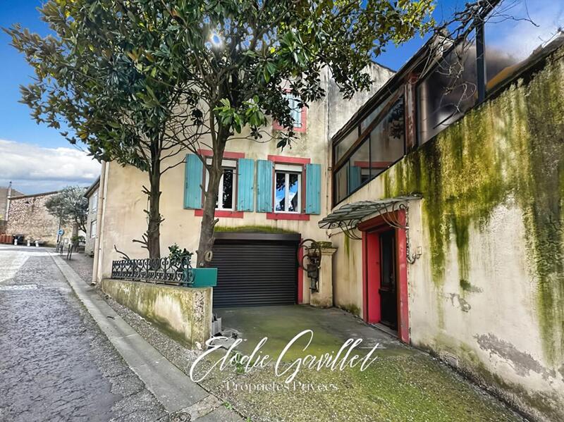 Maison - 140 m² - 5 pièces