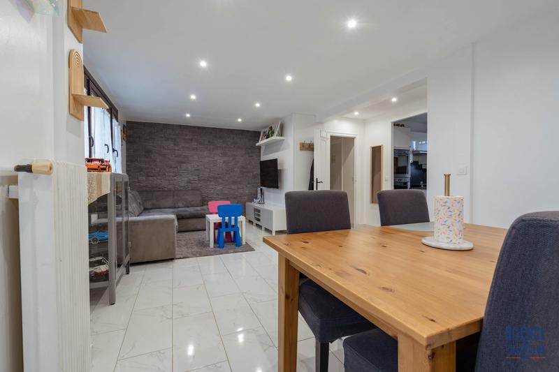 Appartement - 67 m² - 4 pièces