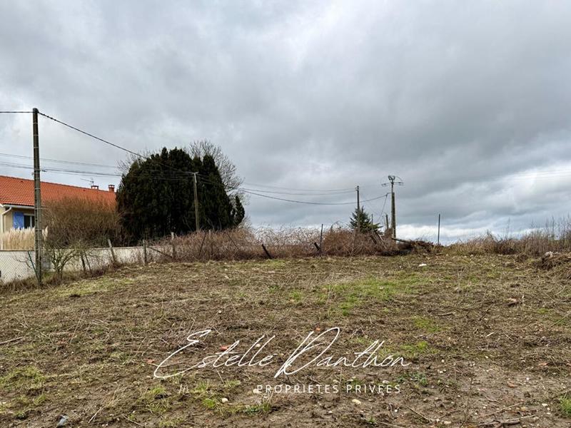 Terrain constructible - 860 m²