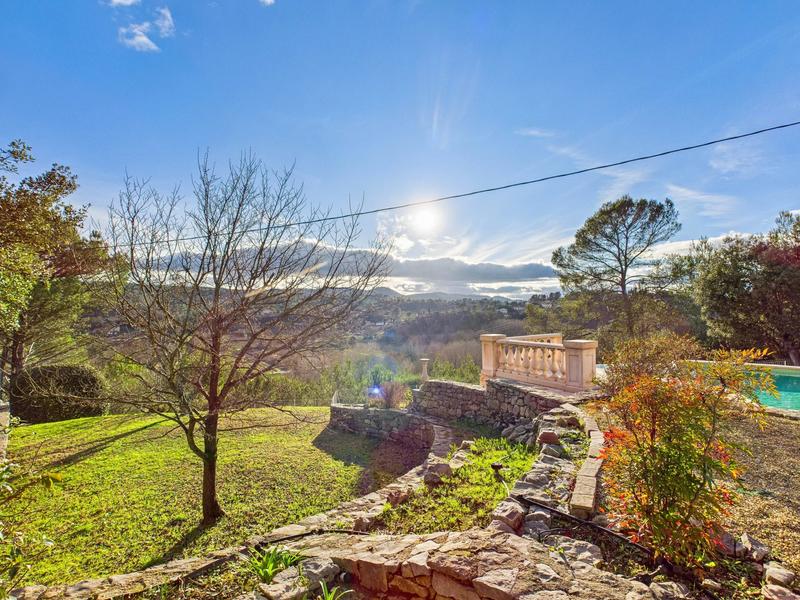 Villa - 155 m² - 7 pièces