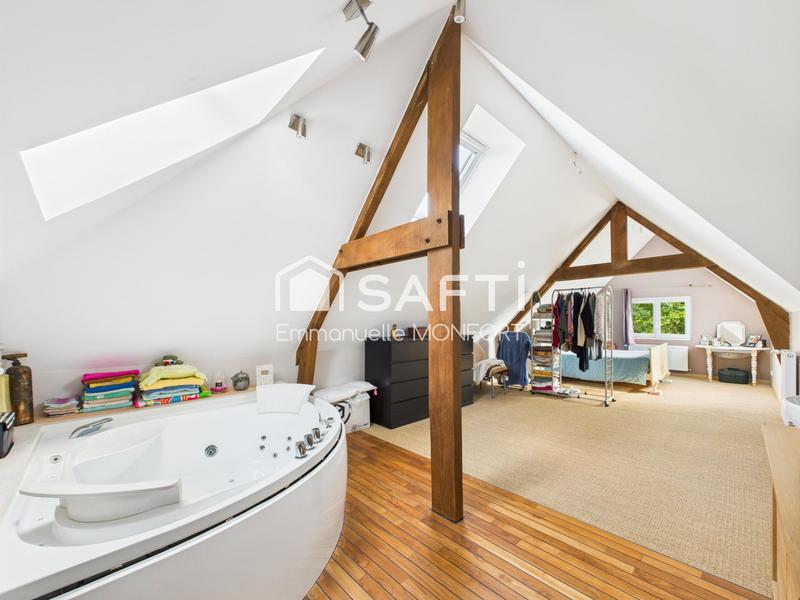 Maison - 180 m² - 6 pièces