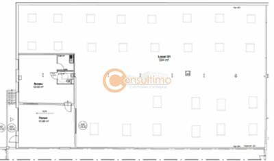 Local d'activité / Entrepôt - 694 m²