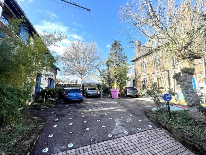 Maison ancienne - 285 m²