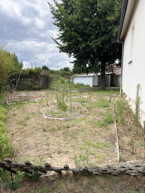 Maison - 98 m² - 5 pièces