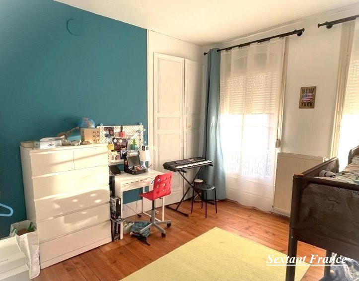 Maison - 209 m² - 7 pièces