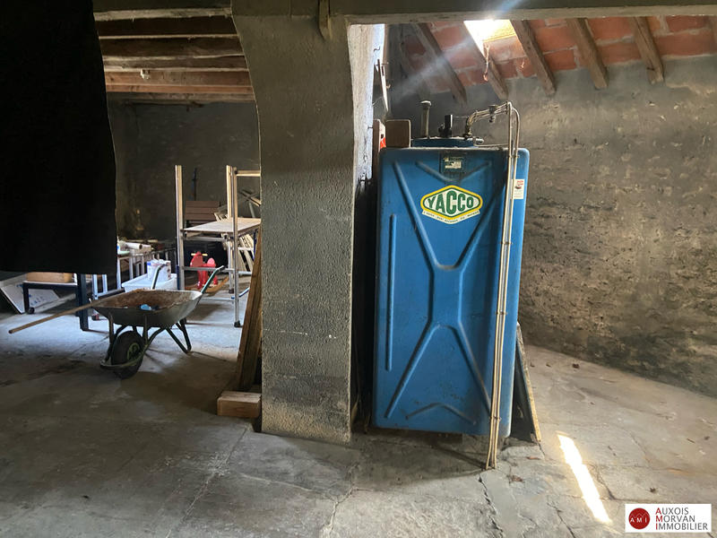 Maison - 208 m² - 12 pièces