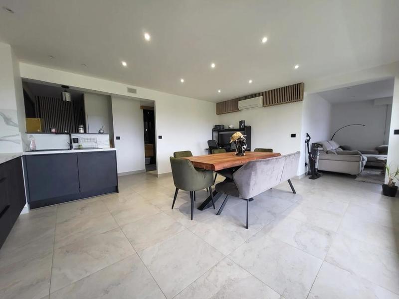 Appartement - 70 m² - 4 pièces