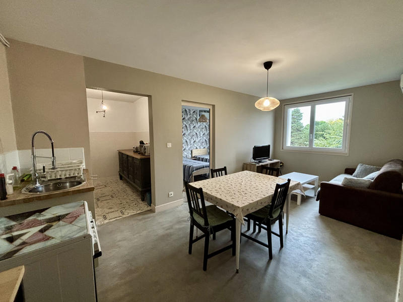 Maison - 440 m² - 16 pièces