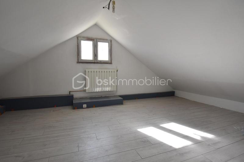 Pavillon - 99 m² - 5 pièces