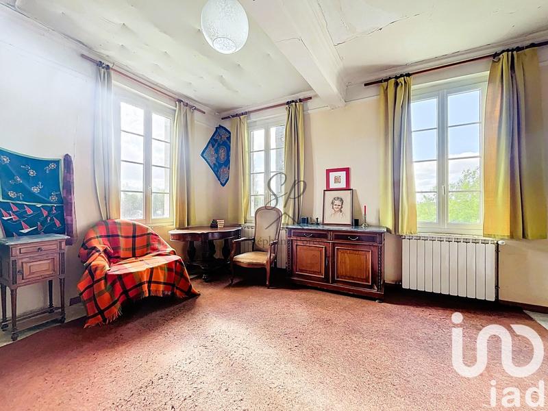 Maison - 415 m² - 15 pièces