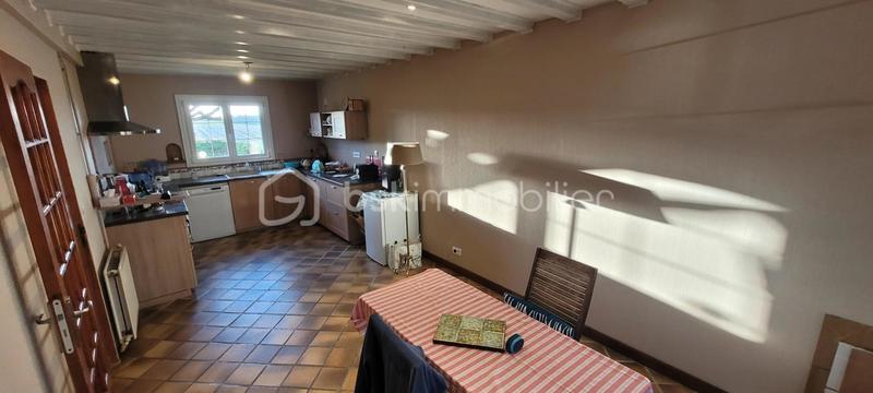 Maison - 107 m² - 7 pièces