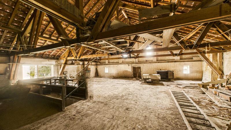 Maison - 260 m² - 10 pièces