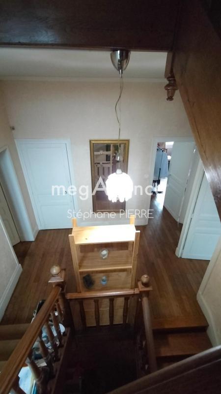 Villa - 270 m² - 9 pièces