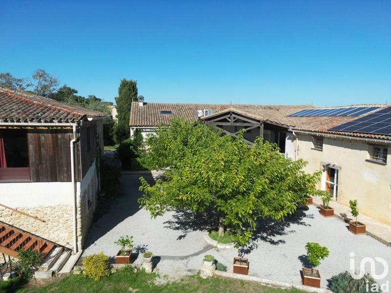 Local commercial - 1 828 m²