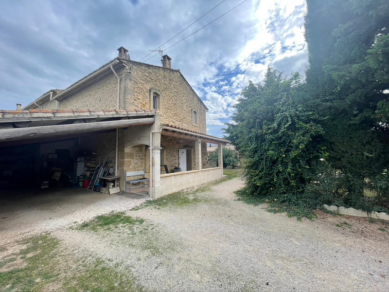 Maison - 218 m² - 8 pièces