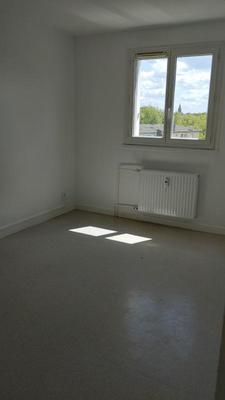 Appartement - 90 m² - 4 pièces