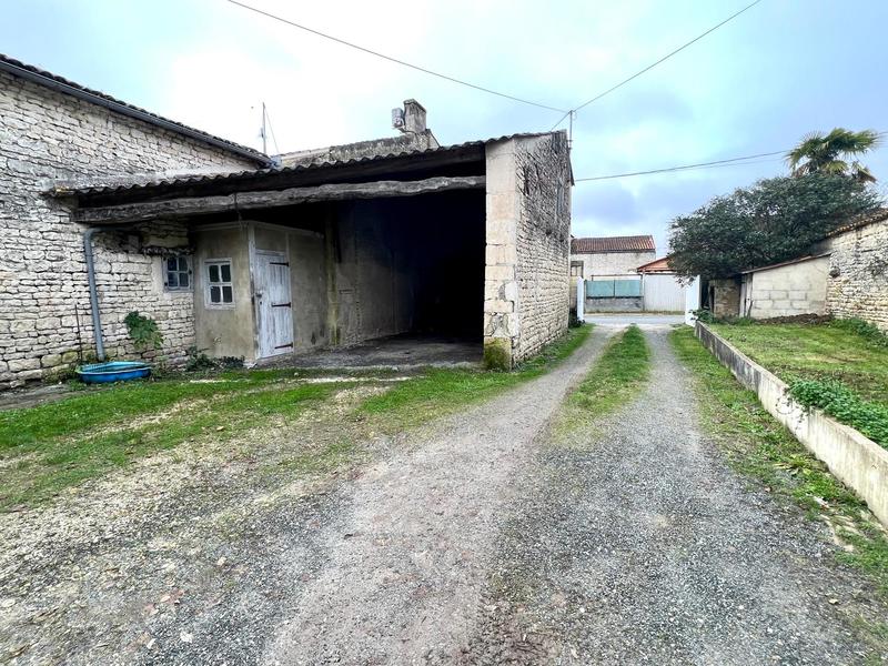 Maison - 88 m² - 4 pièces