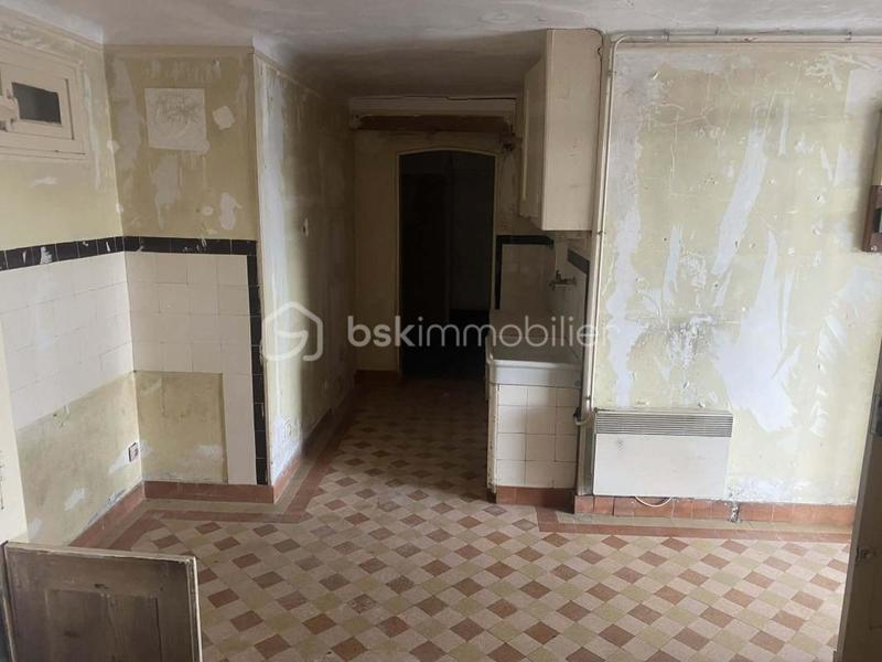 Local commercial - 90 m² - 6 pièces