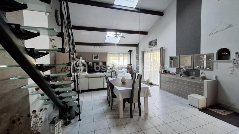 Maison - 136 m² - 5 pièces