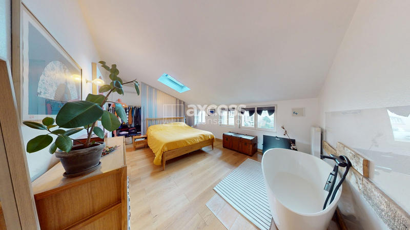 Maison - 107 m² - 4 pièces