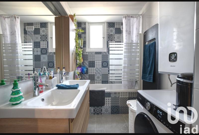 Appartement - 97 m² - 5 pièces