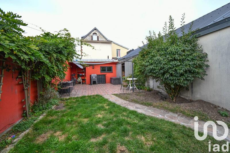 Maison de ville - 75 m² - 5 pièces