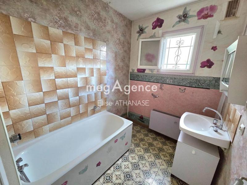 Maison - 82 m² - 4 pièces