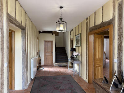 Maison - 262 m² - 9 pièces