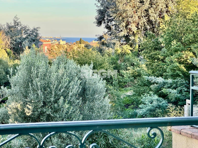 Villa - 332 m² - 7 pièces