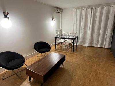 Chambre - 25 m² - 1 pièce