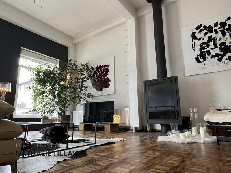 Loft - 188 m² - 6 pièces