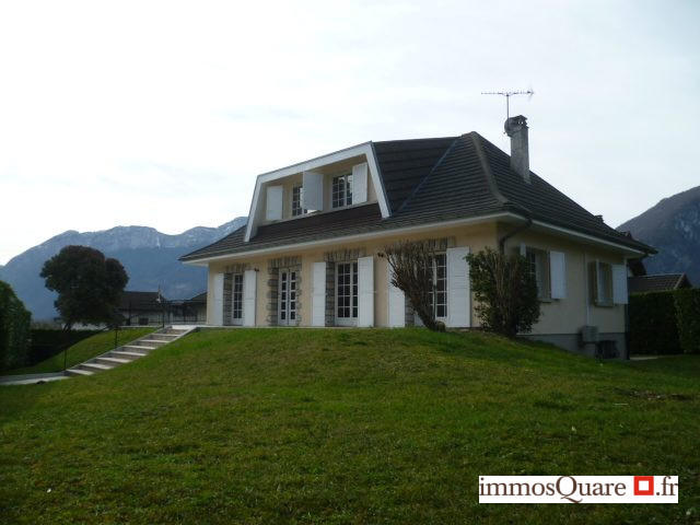 Maison - 152 m² - 6 pièces