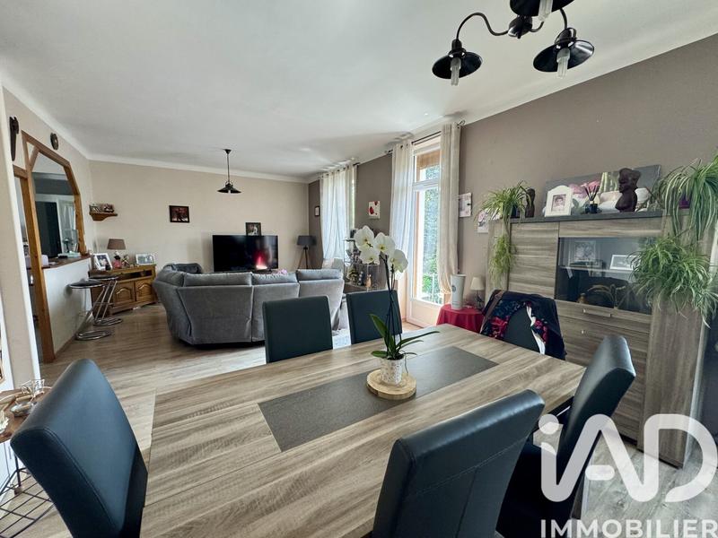 Maison - 151 m² - 7 pièces